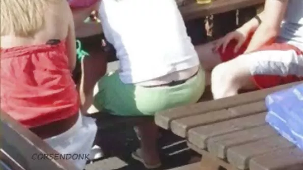 Woodman pažadino rusų apskretėlę, kad ją išdulkintų ir sunkiai sumuštų penis.